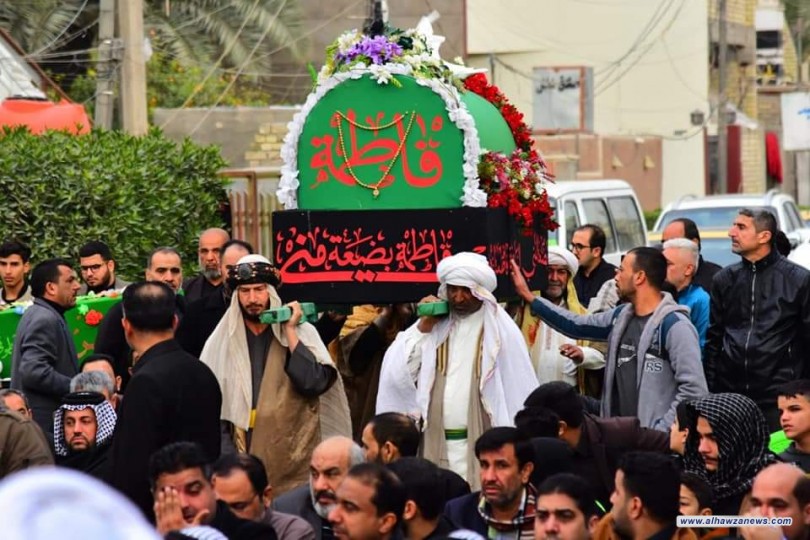 بالصور : تشييع الزهراء" ع" في بغداد الرصافة 