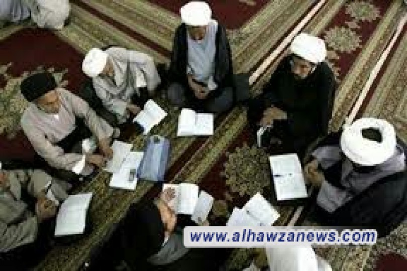  الحوزة العلميّة في النّجف الأشرف  تعطل دروسها ليوم غدٍ الاثنين لمناسبة ذكرى استشهاد الإمام عليّ بن الحسين السّجاد (عليه السّلام)