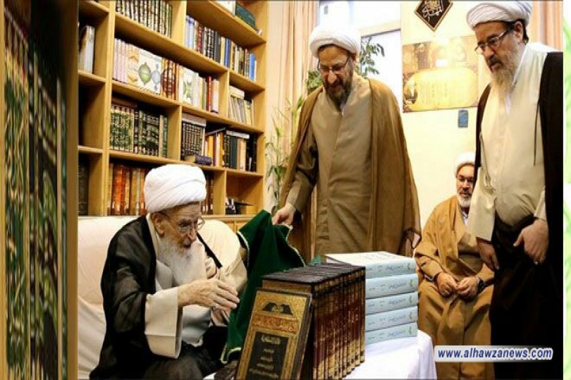 بحضور المرجع الصافي الكلبايكاني: إزاحة الستار عن موسوعة العلامة كاشف الغطاء في 13 مجلدا