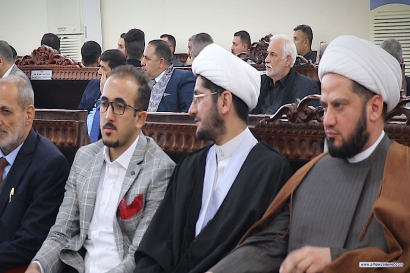 مكتب المرجع الديني الشيخ محمد اليعقوبي بغداد الرصافة يحضر مجلس عزاء السيد محمود الهاشمي الشاهرودي في حسينية الزوية في بغداد .  حضر الشيخ 