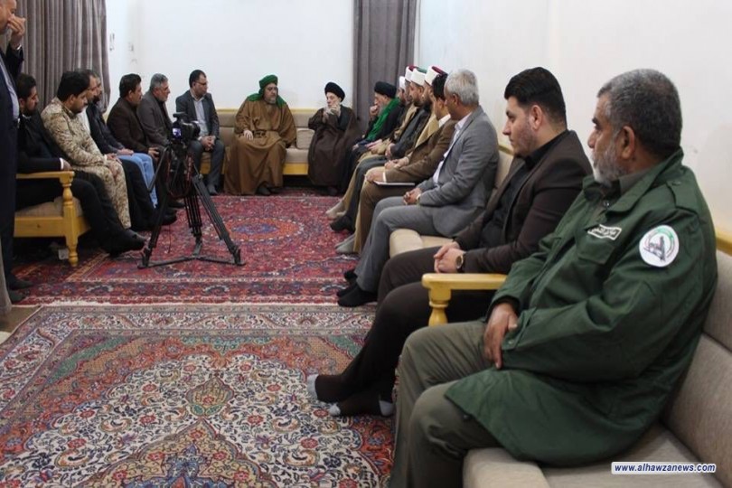  سماحة المرجع السيد الحكيم يستقبل وفد علماء الرباط المحمدي في محافظة الأنبار، ويوصي (مدّ ظله) العراقيين إلى مزيد من التواصل والتآخي والألفة لبناء بلدهم