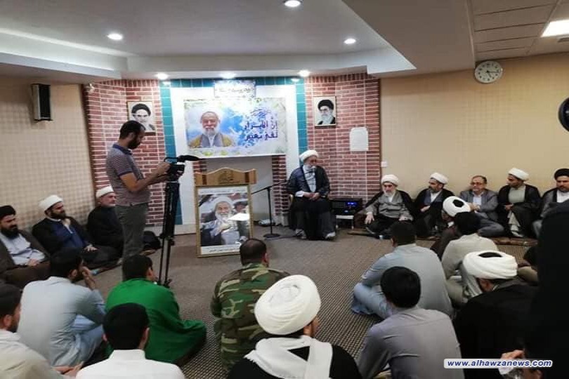 بمناسبة الذكرى_السنوية_الرابعة  لرحيل اية الله الاصفي اقام مكتب السيد الخامنئي حفلا تأبينيا 