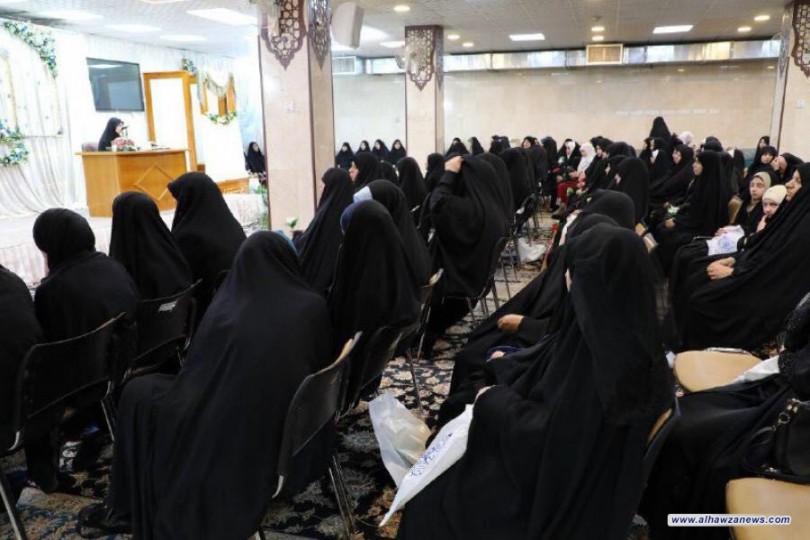 ندوات دينية ثقافية في رحاب مرقد أمير المؤمنين (عليه السلام)