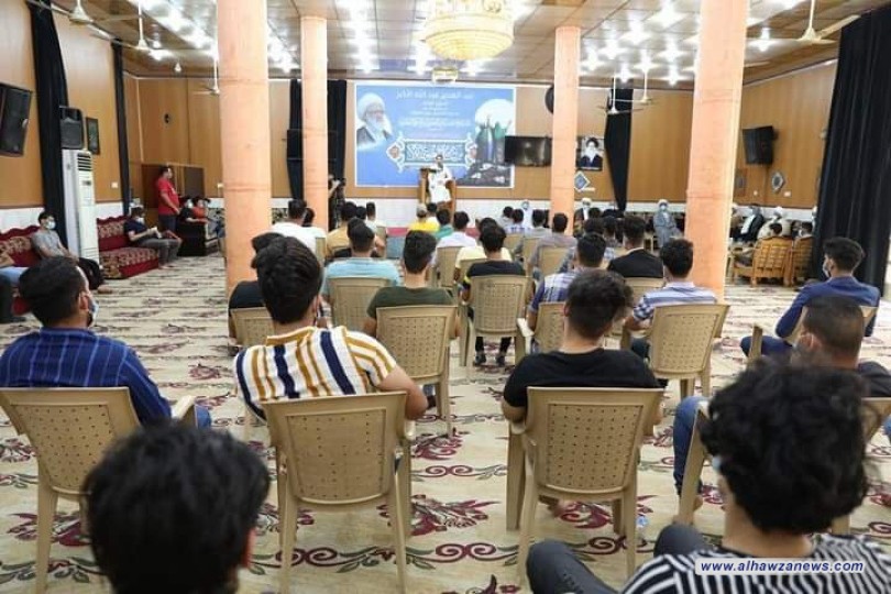 بمناسبة عيد الغدير مكتب المرجعية في البصرة يقيم حفل توزيع هدايا لعدد من المتزوجين الجدد 