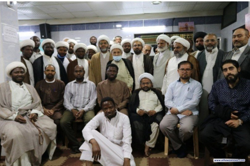 موفد مكتب المرجع اليعقوبي يلتقي بالجالية الاجنبية من طلبة العلوم الدينيّة في سوريا  