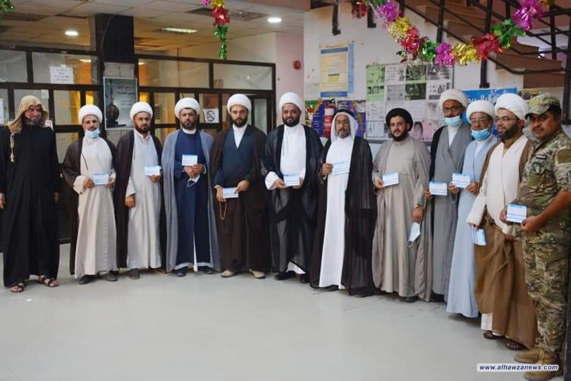 مكتب المرجع اليعقوبي في ذي قار يطلق مبادرة لتطعيم عدد من الفضلاء بلقاح كورونا، ويدعو كل الشرائح بالتوجه للمراكز الصحية لاخذ اللقاح 