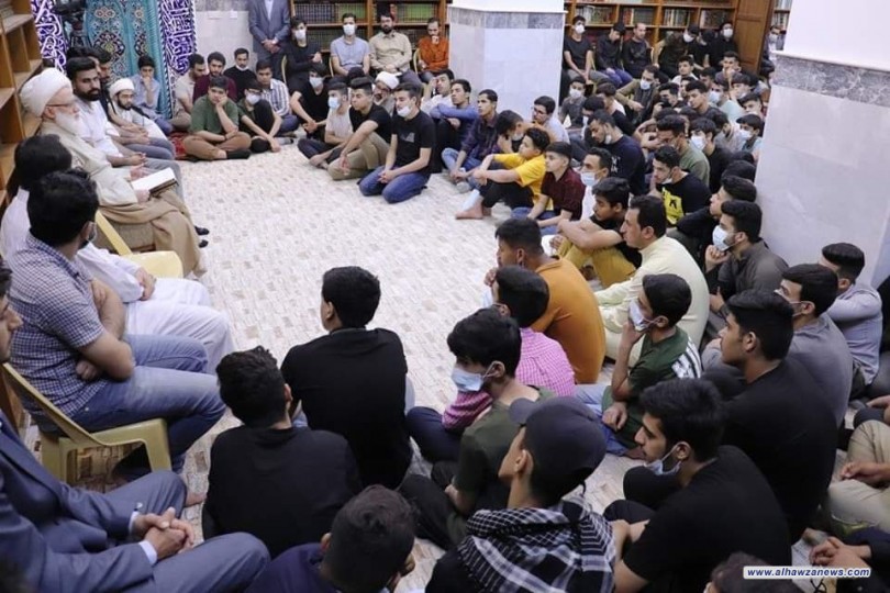 المرجع اليعقوبي يحذر من الانخداع بمكائد الأعداء الذين يريدون إبعاد المجتمع عن الدين