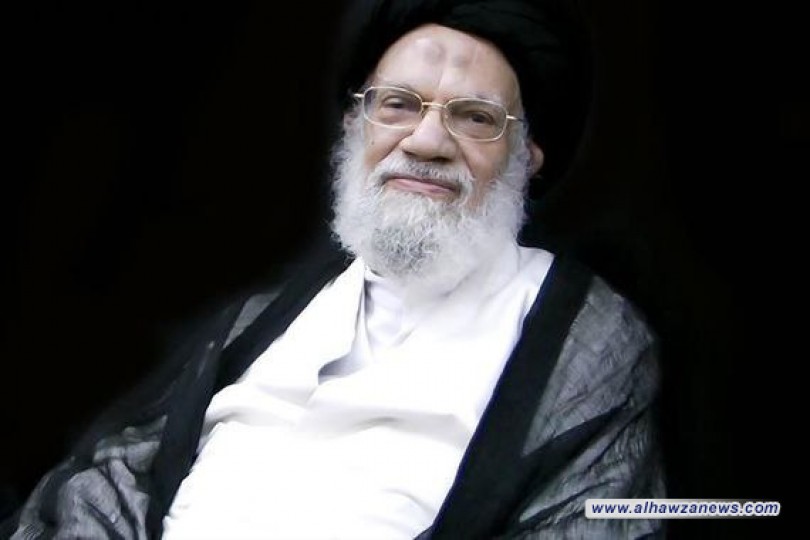 المرجع الديني السيد كاظم الحسيني الحائري يعلن في بيان اعتزاله العمل المرجعي وغلق مكاتبه بسبب وضعه الصحي