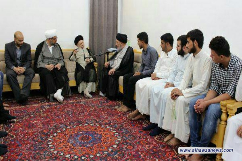 سماحة المرجع الحكيم يستذكر حياة الإمام محمد الجواد عليه السلام  خلال استقباله مجموعة من طلبة مدينة الديوانية