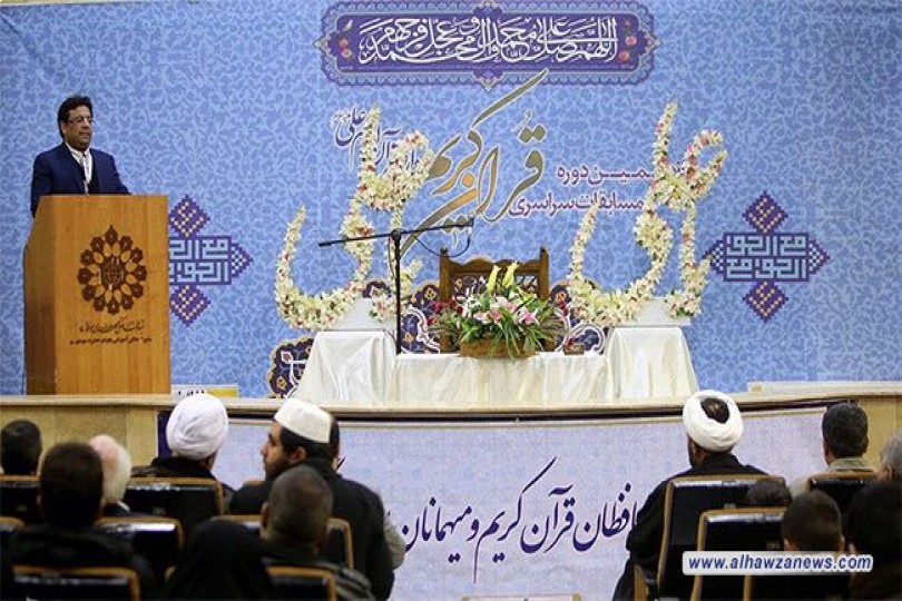 أكثر من خمسة آلاف قارئ وحافظ بينهم مئات الأجانب في أكبر مسابقة قرآنية في ايران