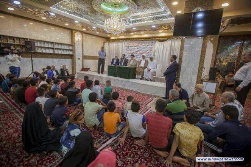 العتبة العباسية المقدسة تستضيف مجموعة من الأيتام وأمينها العام يحث على الاهتمام بهم ثقافياً والتركيز على مستقبلهم .